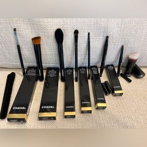 CHANEL SET MAKEUP BRUSHES 8 pieces
